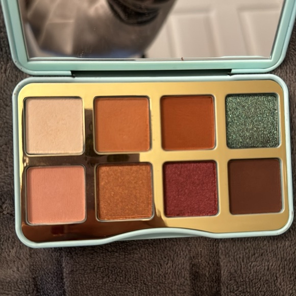 Too Faced Christmas Coffee Eyeshadow Makeup Palette - Picture 5 of 5
